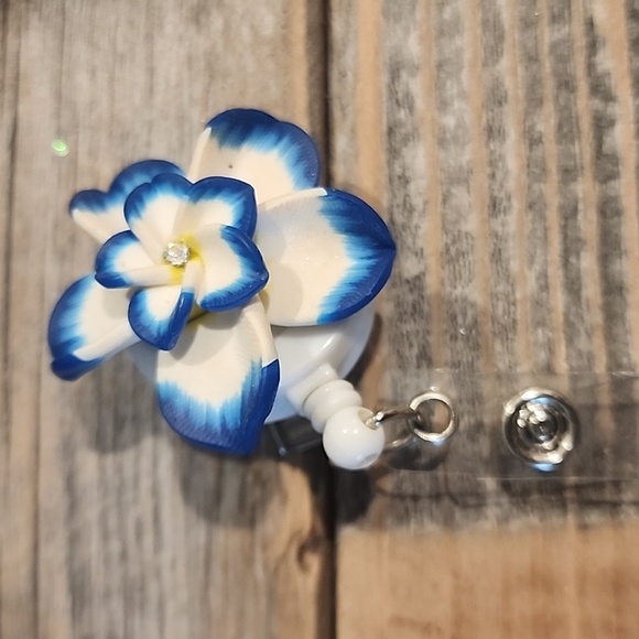 Nurse stethescope bracelet and badge reel, set of 3 reels, 1 bracelet - Picture 4 of 11